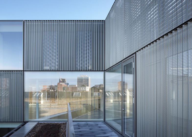 Curtain-Road-extension-by-Duggan-Morris-Architects_dezeen_ss_8